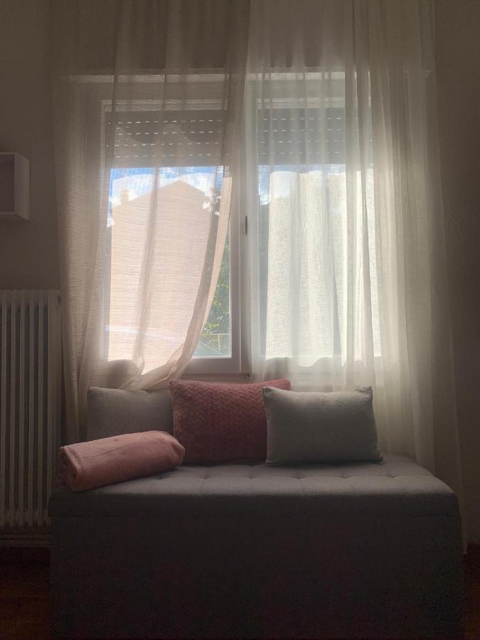 Petra'S House Apartment Флорина Екстериор снимка
