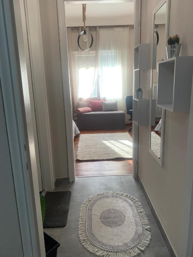 Petra'S House Apartment Флорина Екстериор снимка